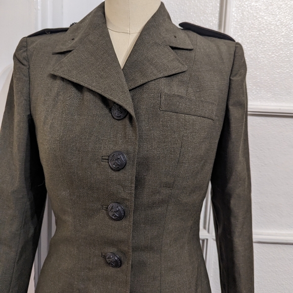 VINTAGE Ladies Military Wool Jacket Blazer in Mint Condition! - Picture 2 of 11